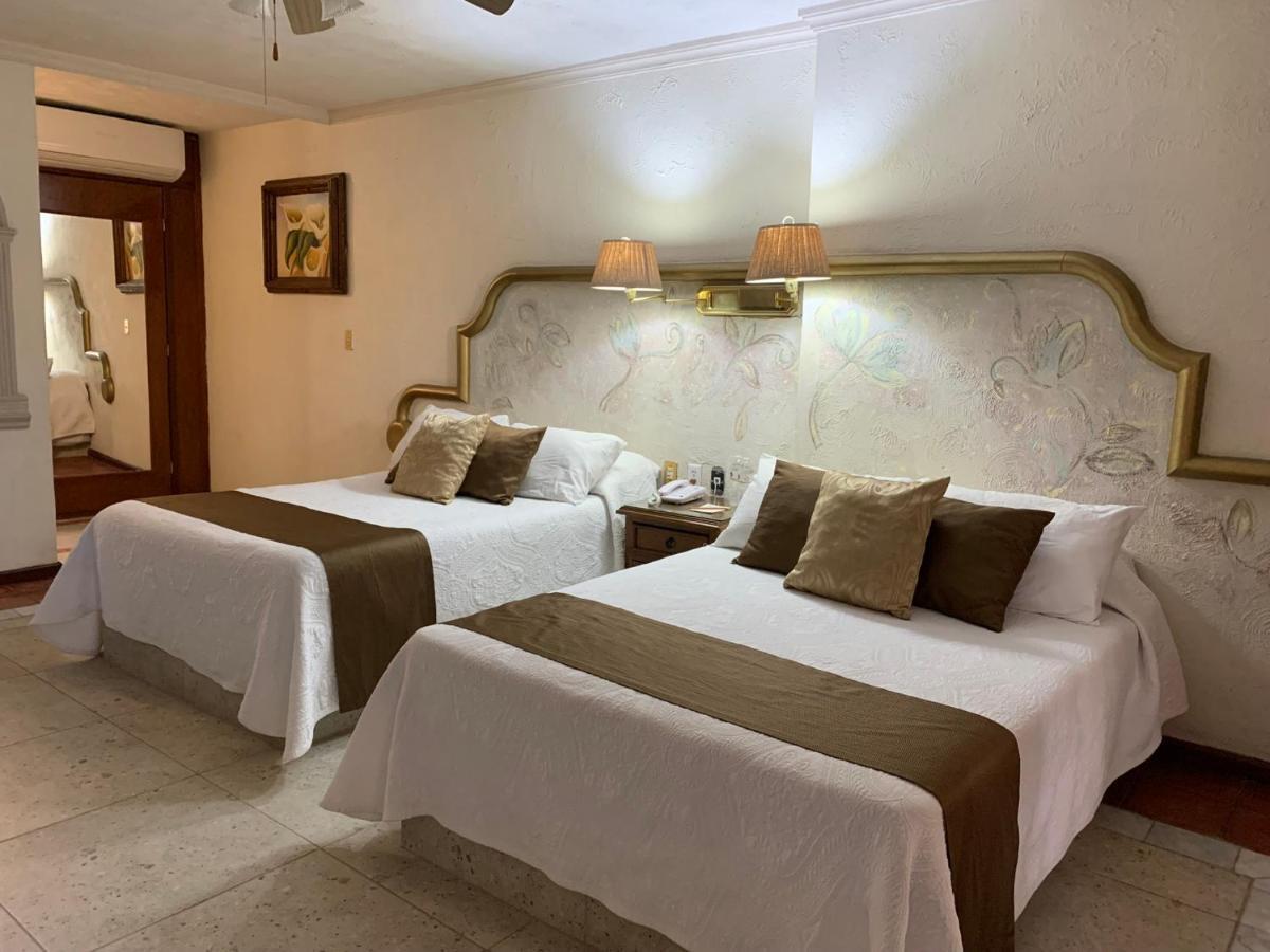 Hotel Inn Galerias Ακουασκαλιέντες Δωμάτιο φωτογραφία