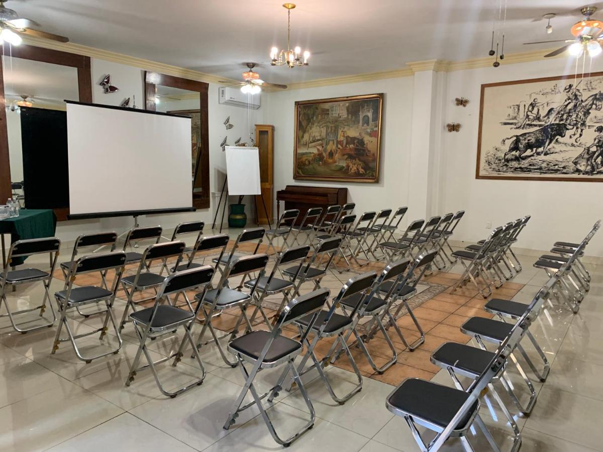 Hotel Inn Galerias Ακουασκαλιέντες Εξωτερικό φωτογραφία