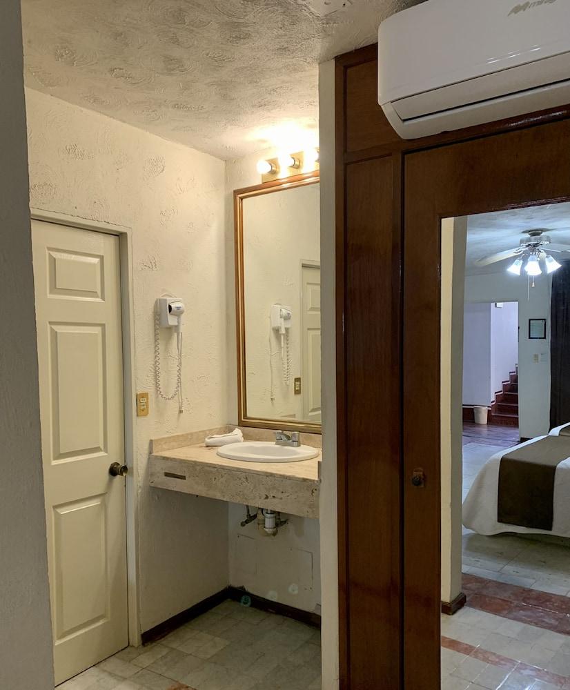 Hotel Inn Galerias Ακουασκαλιέντες Εξωτερικό φωτογραφία