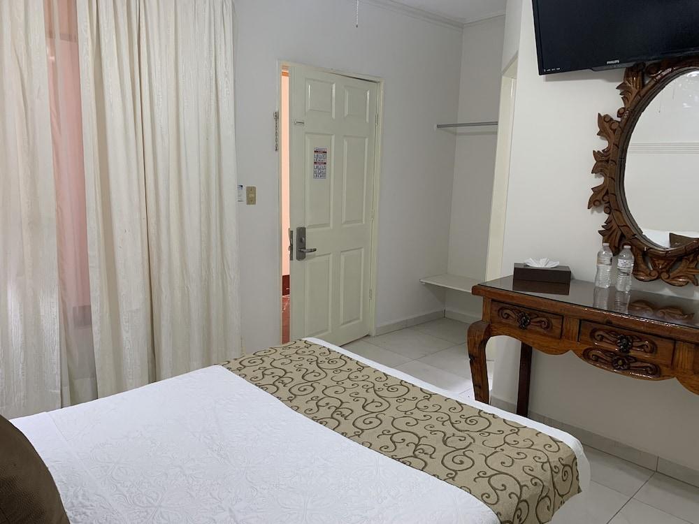 Hotel Inn Galerias Ακουασκαλιέντες Εξωτερικό φωτογραφία