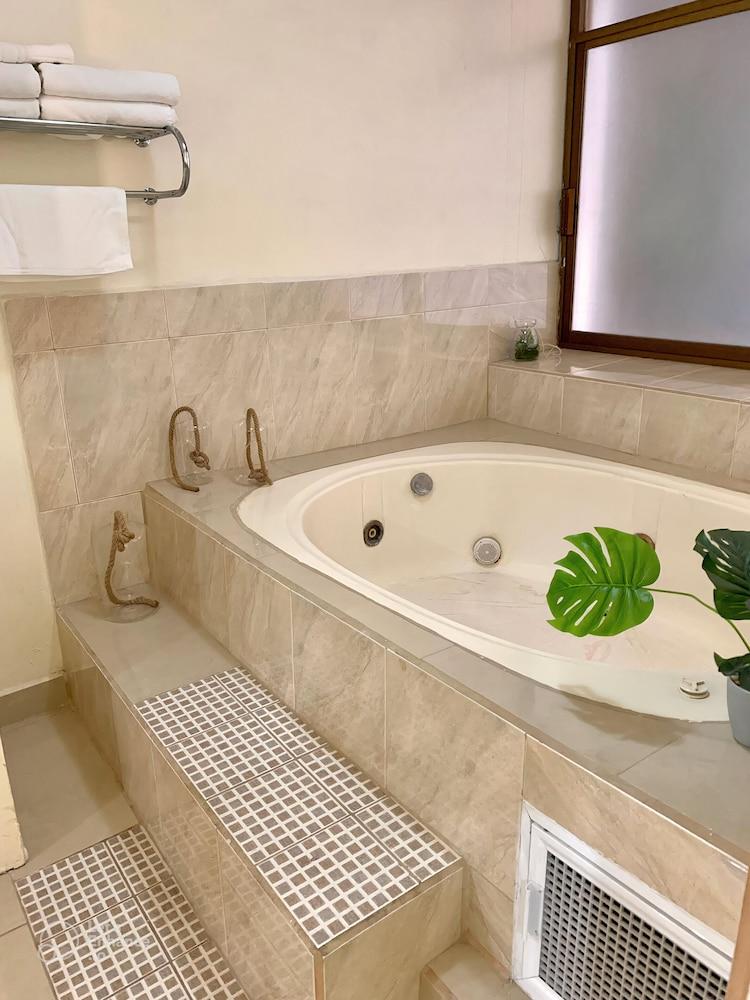 Hotel Inn Galerias Ακουασκαλιέντες Εξωτερικό φωτογραφία